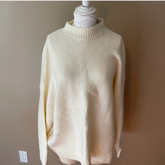 ($20) Back Cutout Ribbed Turtleneck Knit Tunic Sweater - Picture 4 of 6